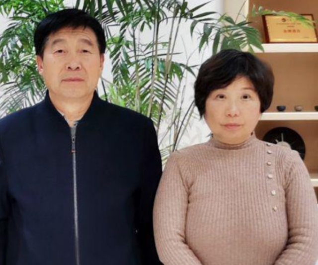 杜新枝发长文怀念儿子,暗示姚家抛弃郭策,回击网友他不是白眼狼