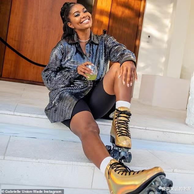 德維恩·韋德|“閃電俠”韋德為14歲兒子慶生獻(xiàn)吻 比繼母還精致 已與女生無差