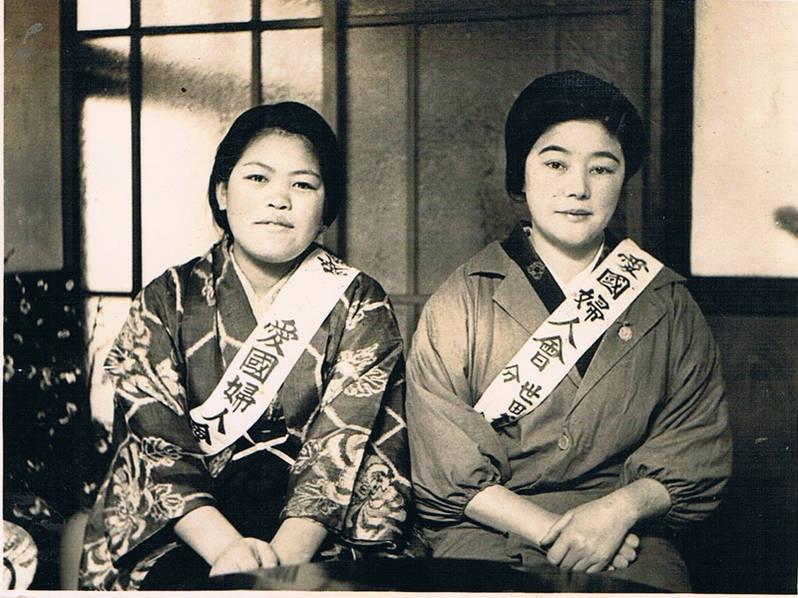 艾斯·奥特曼|1972年的《艾斯奥特曼》，因采取了男女合体变身，差点毁了一部经典