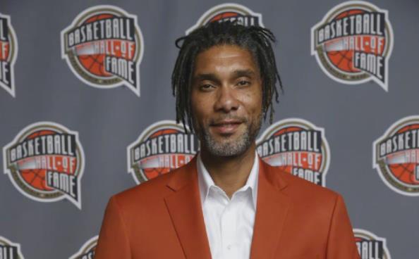 蒂姆·邓肯|邓肯退役后生活现状曝光：放飞自我玩起洗剪吹，打猎钓鱼改装汽车