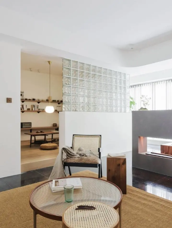 装修设计大全|超仙玻璃砖，一秒拉开和邻居家的时尚距离！