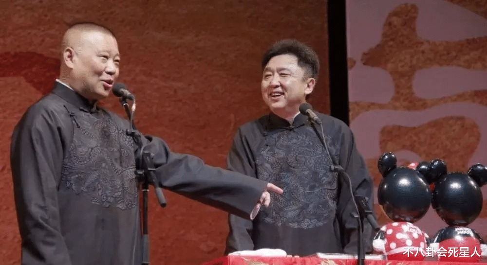 李卫当官|《李卫当官》播出20年，主演功成名就嫁豪门，而他做回普通人