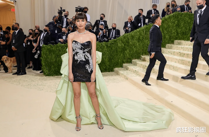 明星|时尚界的奥斯卡，好莱坞女明星争奇斗艳，世界首富女友艳压群芳