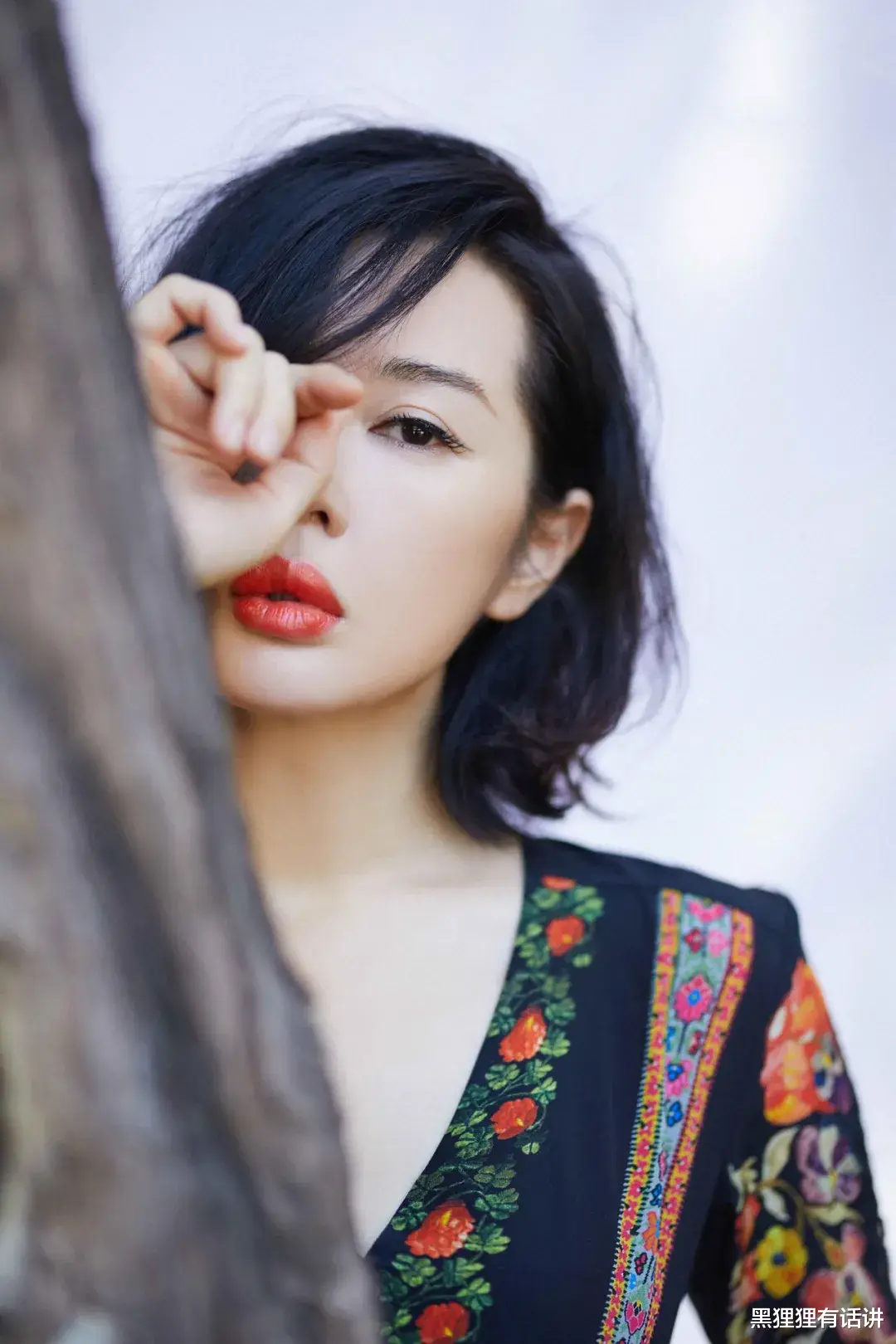 章子怡|章子怡梅婷殷桃秦海璐刘涛，75后大陆23位女明星你最喜欢谁？