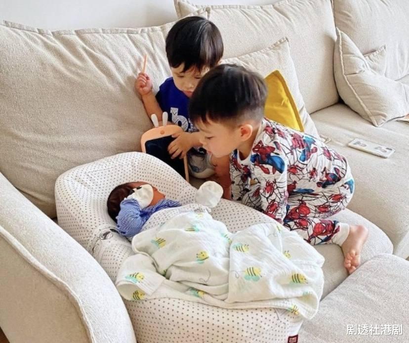 胡杏儿|恭喜！41岁TVB前视后胡杏儿顺产诞下第三胎，正式宣布封肚