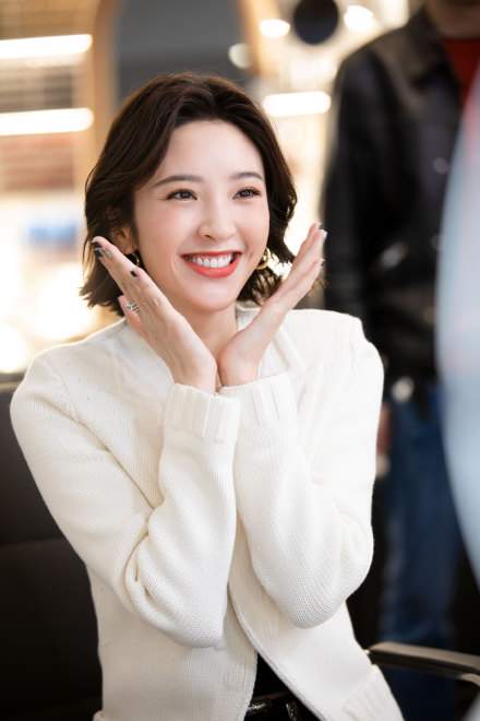 宿命|被称为爱笑的天使，与丈夫相恋8年步入殿堂，如今一家三口好幸福