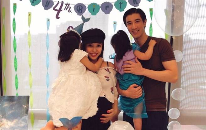 王力宏|王力宏恐惧李靓蕾5年还「无套生3胎」洗白金句反黑化