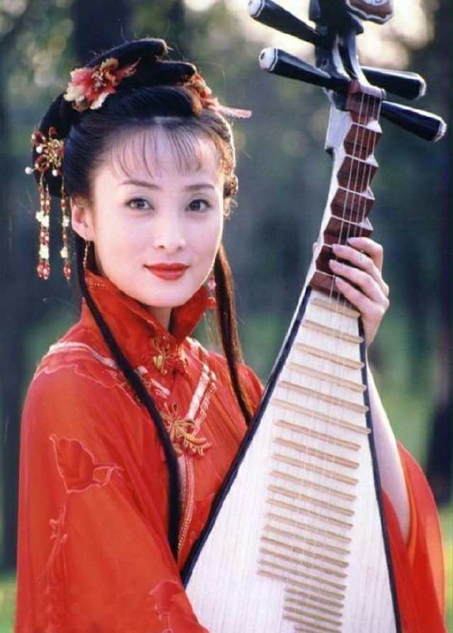 蒋勤勤|蒋勤勤:被闺蜜背叛,惨遭灭顶之灾