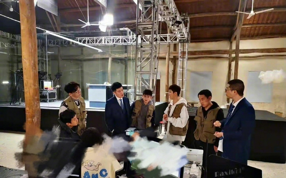 徐志胜|徐志胜录制“五哈”，“真假”鹿晗首次见面，李诞和陈赫再聚首