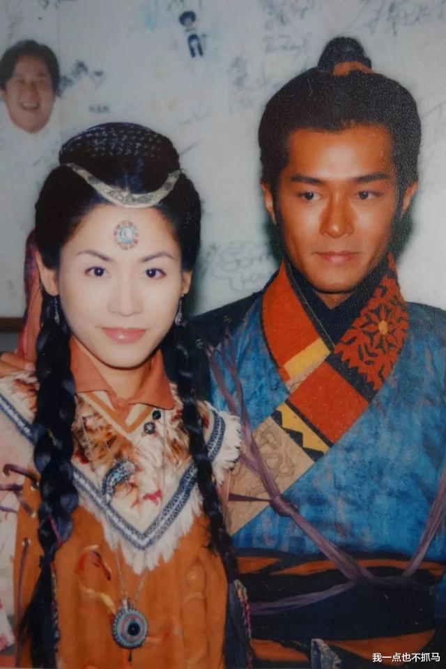 宣萱|无论事业还是感情，宣萱她才是那个书写故事的人