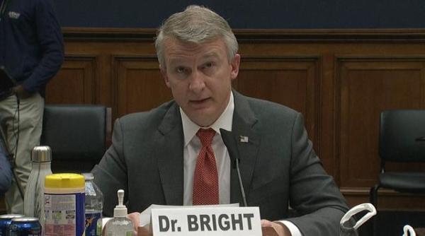 小朱聊育儿|60多万人死亡!美国新冠内幕揭露,美专家一针见血,拜登要头疼了