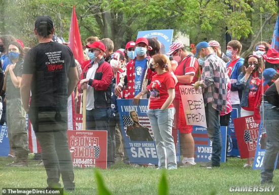 黑袍纠察队|《黑袍纠察队》第三季新片场照曝出 祖国人空降支持者游行现场