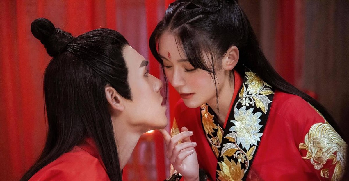 小狐仙|又一部新剧开播，女主温婉可人，男主胸肌“荷尔蒙”十足