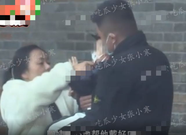 英雄岁月之王牌部队|冯绍峰儿子近照曝光，保姆抱着想想去探班妈妈，包子脸神似赵丽颖