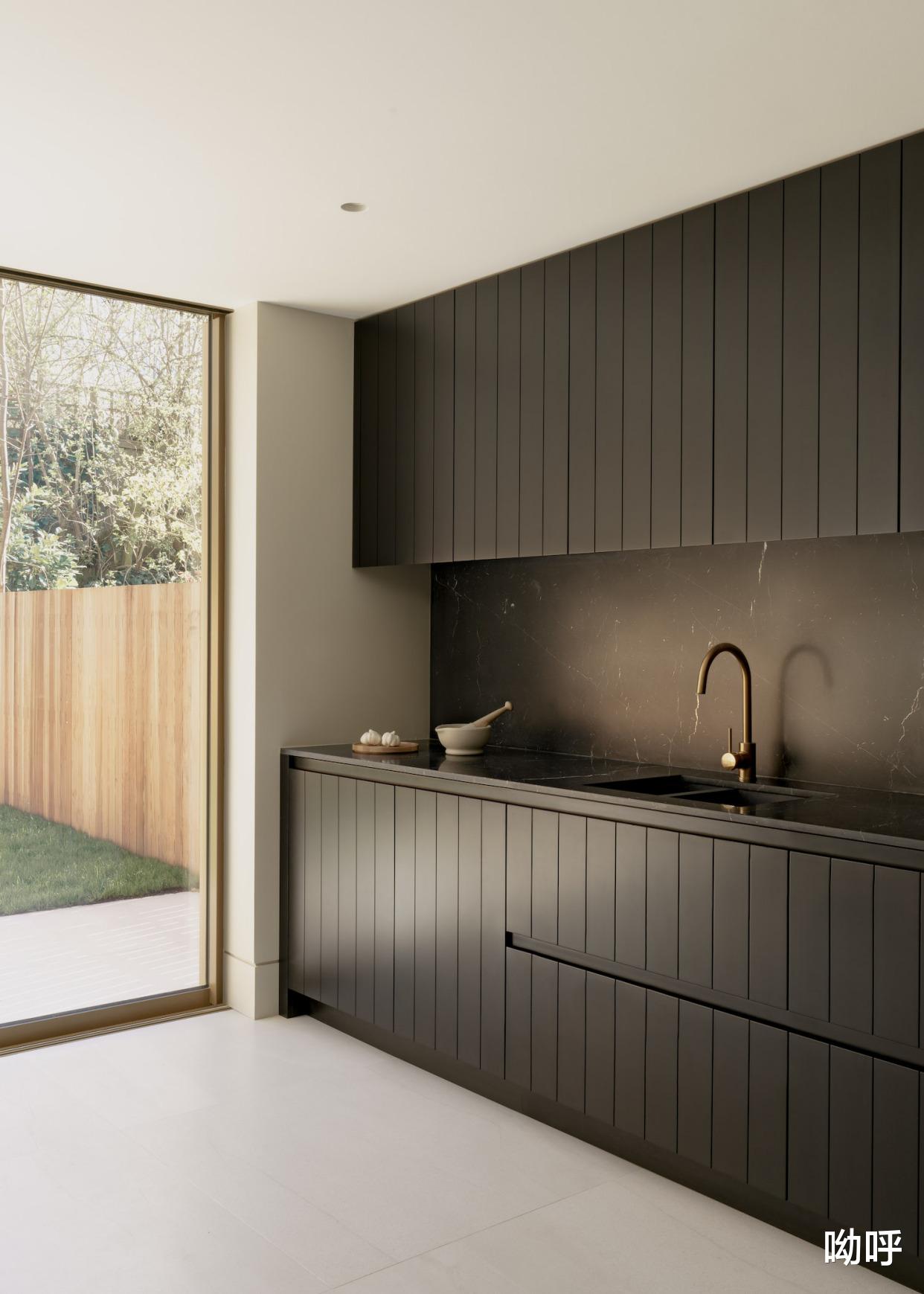 Oliver Leech Architects丨 细腻淡雅的简约住宅