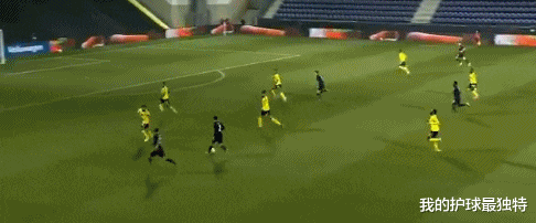 巴塞羅那|4-1！巴薩20歲新星爆發(fā)！世界波破門，2場(chǎng)轟3球，完勝皇馬1億巨星