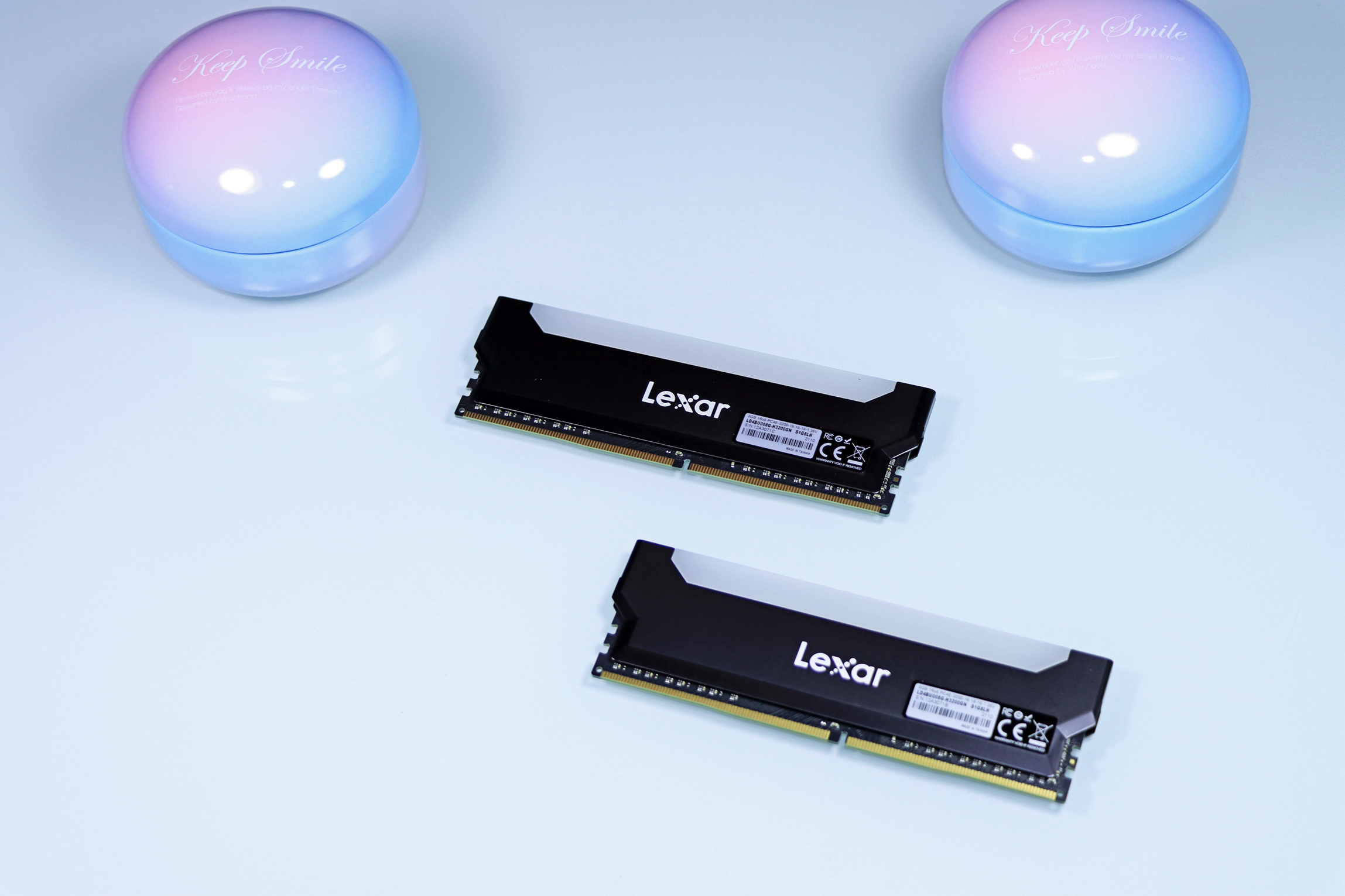 雷克沙 冥王之刃 RGB DDR4 3200 8G*2 值得买吗?