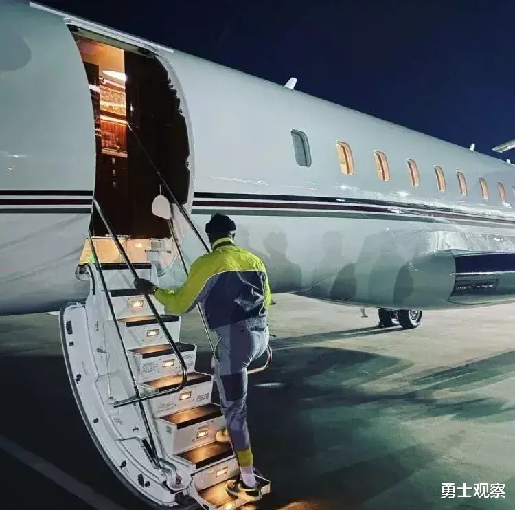 火箭队|20连败后，火箭放弃挣扎宣布重建，离队第一人诞生！