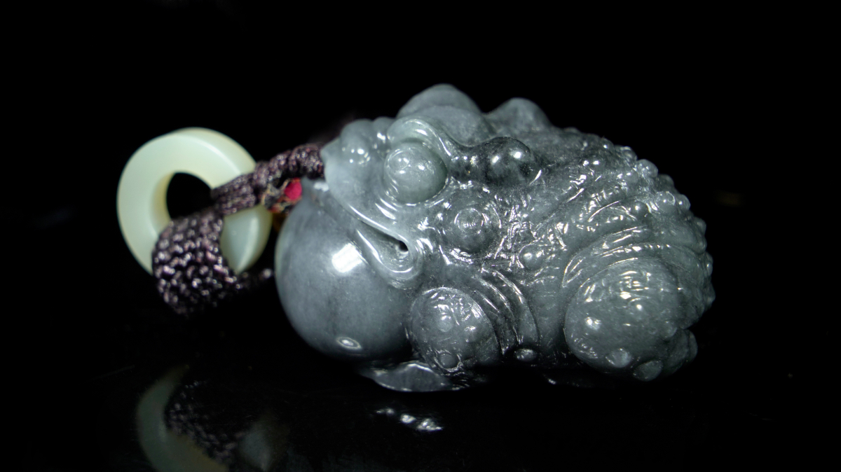 玉雕|玉雕师巧雕囤金生钱小萌物,惊艳四方!