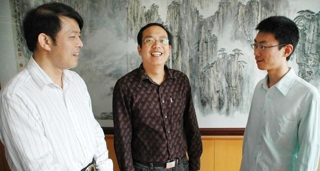 爱红烧肉|班主任工作交流会上,年轻班主任的发言:同事刮目相看,校长表扬