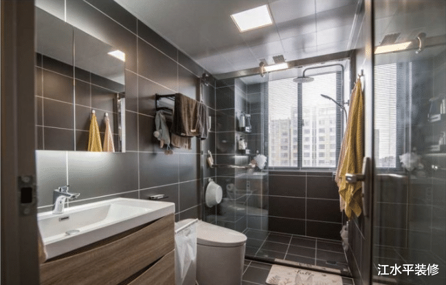 卫生间装修要注意这些地方，既方便打扫，用起来还很舒服