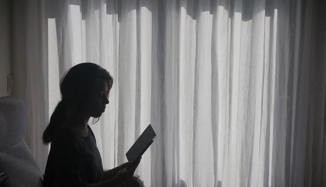 金粉世家|58岁叶童近照暴瘦、憔悴:无数次原谅出轨老公,她因何变成这样?