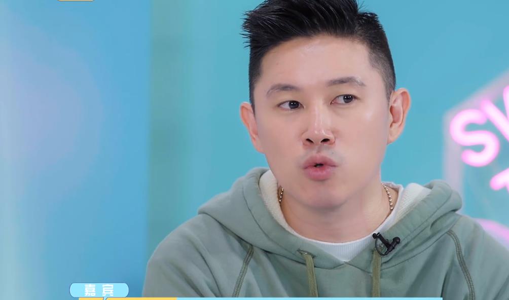 欧阳靖|欧阳靖被“披哥”淘汰后感慨不够完美,妻子背后力挺,儿子变迷弟