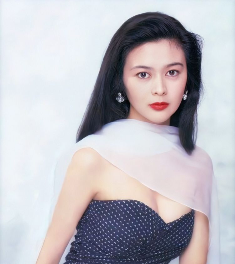 谢娜|“一代尤物”关之琳的前尘往事，我们都错怪她了