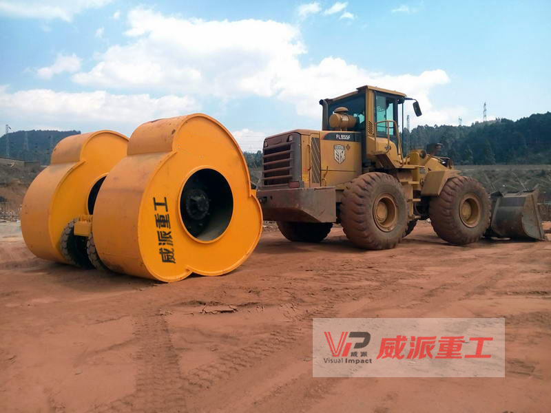 名副其实威派夯实 梅花碾压路机是梅花碾吗？三角碾压路机是冲击碾压设备吗？