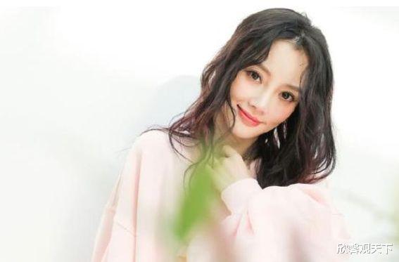 李小璐|李小璐被曝有身孕，疑喜怀双胞胎？孩子生父惹争议！