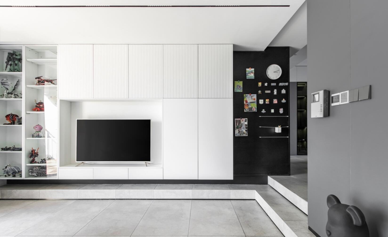 小拾谈装修 一家六口自律的生活:全屋干净整洁,色彩高级大气,太清爽了