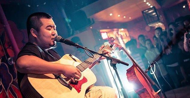 情话屋 宋冬野重新复出遭群嘲，深夜发文，骂声一片，活该被禁言处理