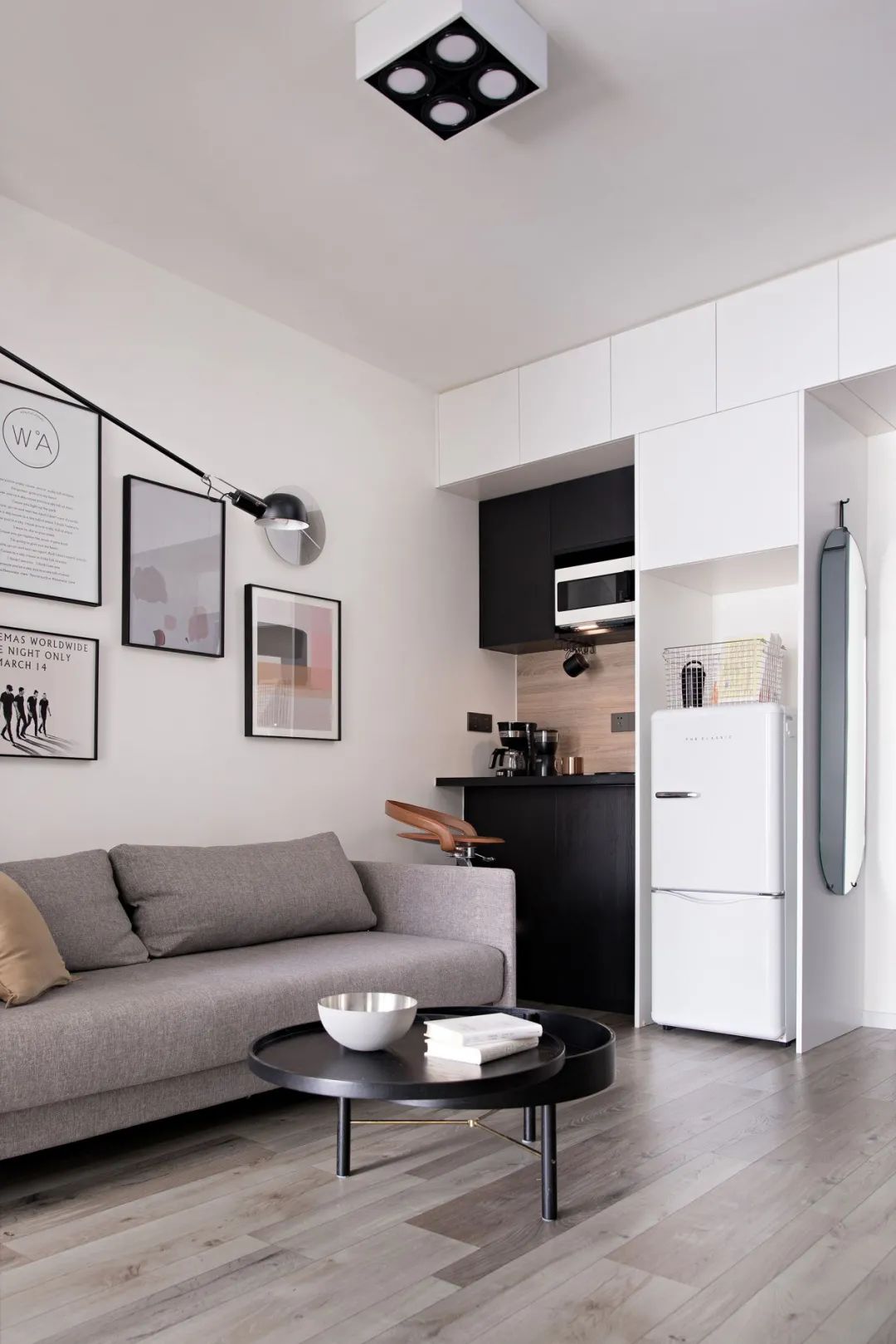 |不拆不敲,45m2也有独立书房,这个黑白灰空间极简又高级