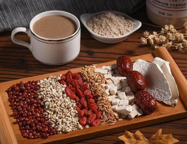 焦糖玛奇朵|皮肤专家：不要把祛皱想的太难，做好这2件事，轻松把皱纹“赶走”