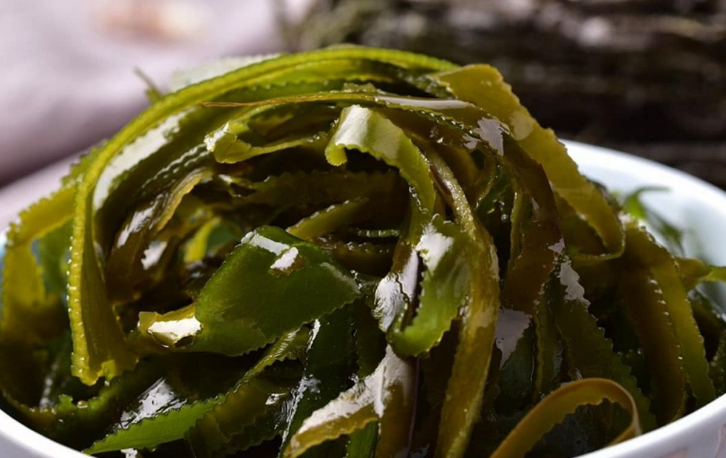 甲状腺结节|大蒜会“引发”甲状腺结节？医生苦劝：除了大蒜，这3物也要忌口