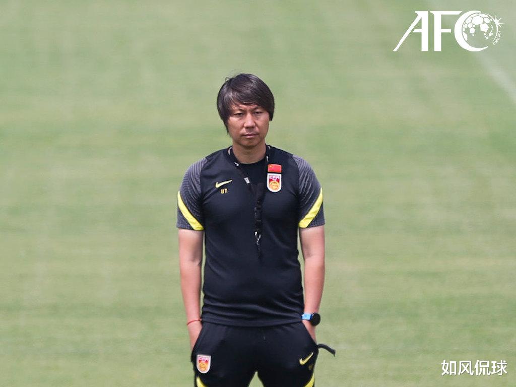 国足|0-1！0-2！国足创4年耻辱，抽中苦主=难拿6分，亚洲劲旅79%晋级