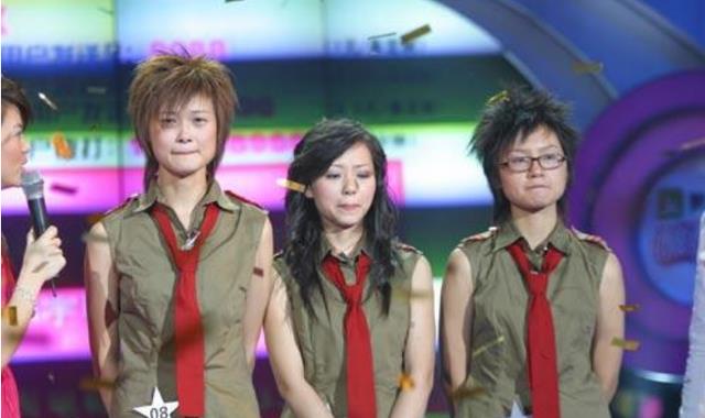 周笔畅|周笔畅演唱会，7排26座永远不卖，你知道是留给谁的吗？