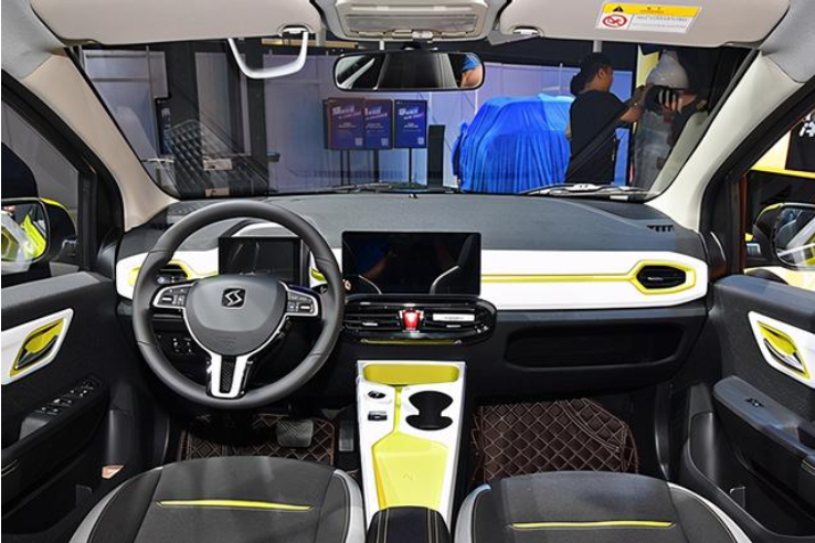 江淮推出3.99萬的SUV，價格比宏光mini便宜，空間夠大-圖4