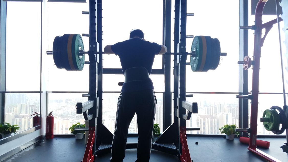 运动|男人坚持做好这4个运动，或能保持强壮的身体，更显男性魅力