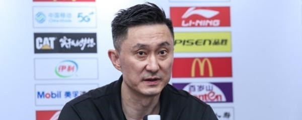 遼寧男籃|一夜3消息！楊鳴深夜發聲，郭艾倫痛哭表態，杜峰表態遼寧男籃！