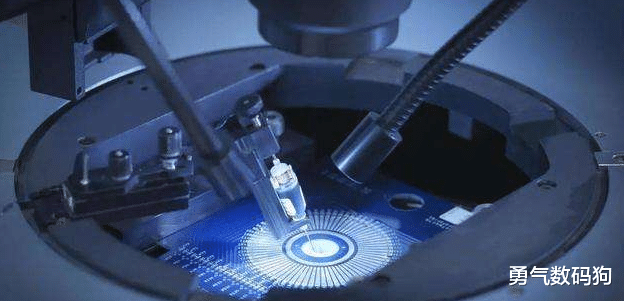 光刻机|阿斯麦全新光刻机来了，比EUV更先进，每台售价3亿美金