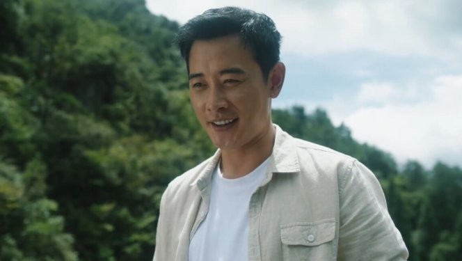 埃博拉疫情|浙江卫视又出王炸剧，才播2集收视破1，男女主演技惊艳众人