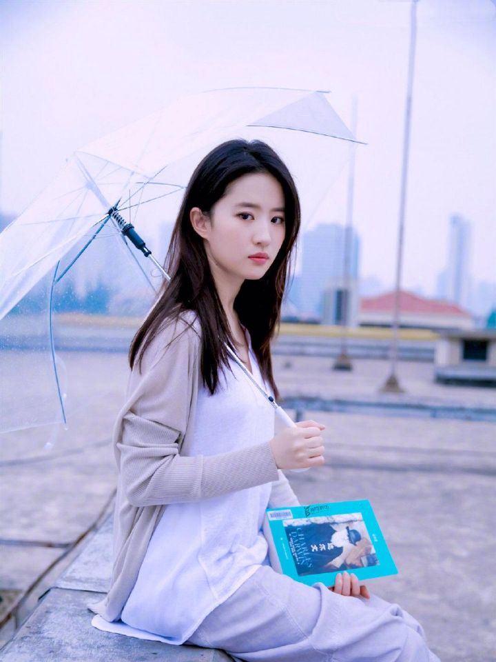 家产|混不好就得回家继承家产的10位明星,刘亦菲还挣扎,他俩被拖走了