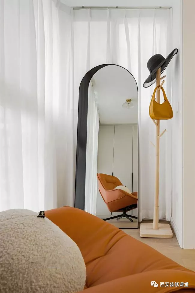 130㎡复式美宅,打造心爱的小轻奢