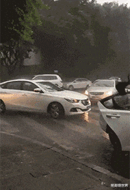 发型|“发型对男生颜值的影响有多大?”哈哈这绝对是低配版的!!