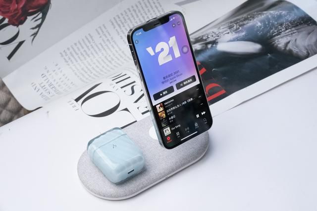 价格战|果粉必备!摩米士Mag Dual桌面无线双冲支架体验