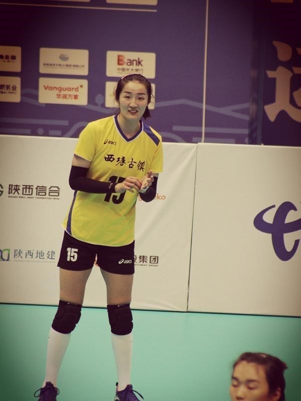浙江女排|汪慧敏、王娜携手退役，李静早已做出决定，浙江女排黄金一代谢幕