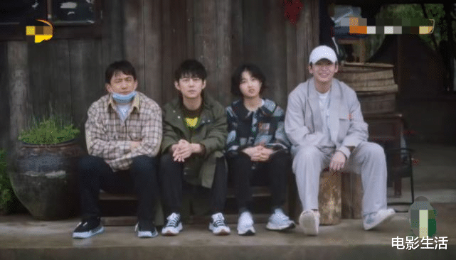 向往的生活|《向往的生活》变“寒酸”了，嘉宾变形记，节目转型意图很明显