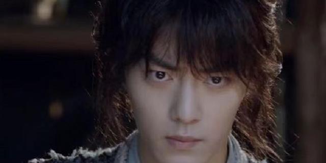 唐三|《斗罗大陆》成功被毁，真人版上映一集就凉凉，看的尴尬症犯了