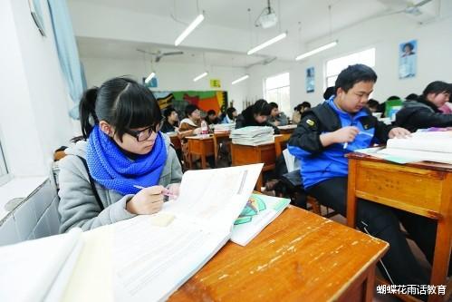 高三女生跳楼自杀!班主任哀毁骨立,父母处之淡然索要180万赔偿